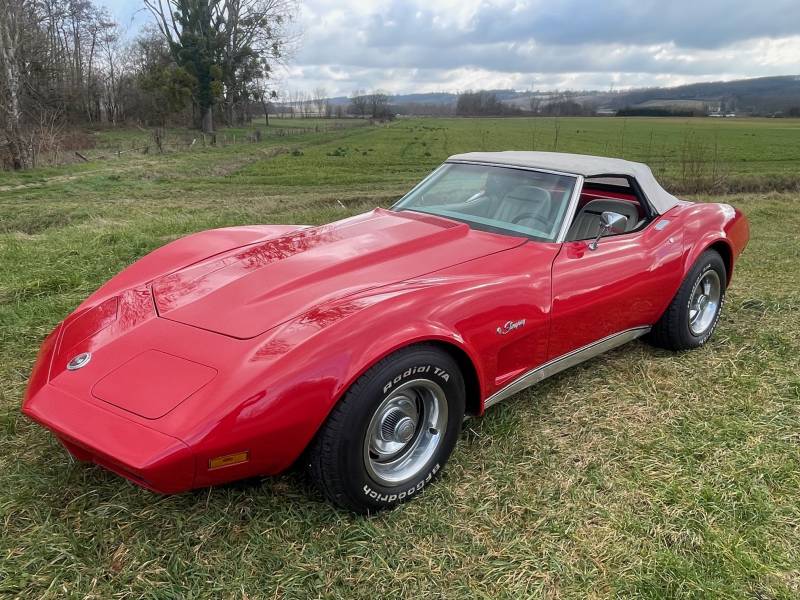 CHEVROLET CORVETTE C3 CABRIOLET - Véhicule importé proche de Vienne